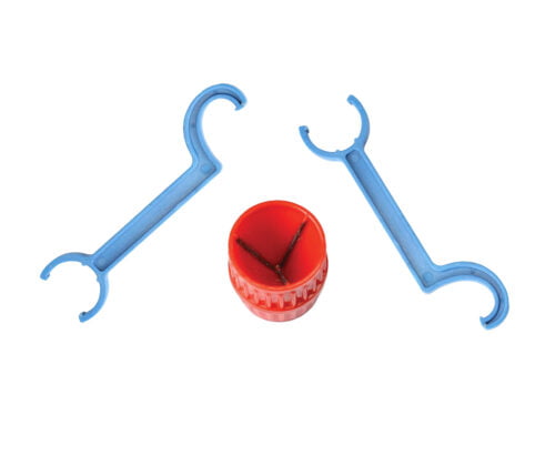 3/4” tool set includes spanners and deburr tool.